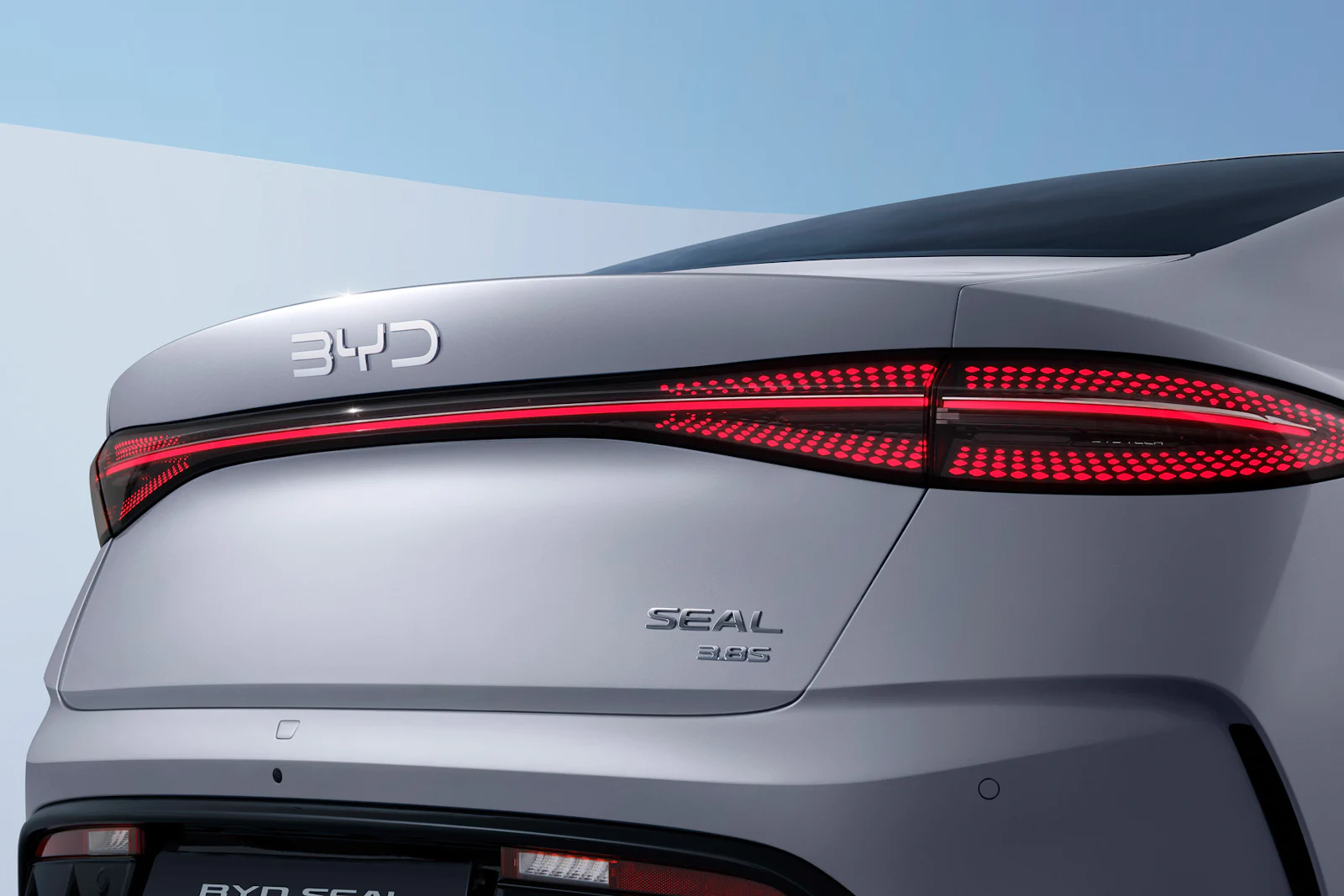 BYD SEAL 2026 foto exterior estática faros traseros