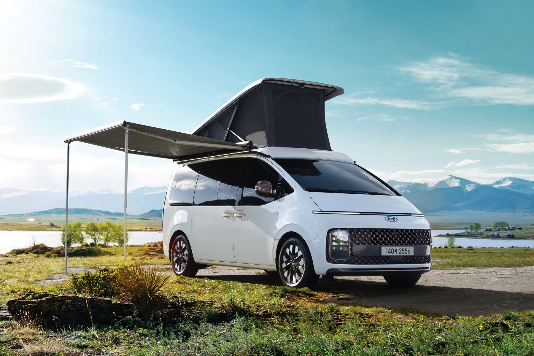 Hyundai Staria Concept Camper
