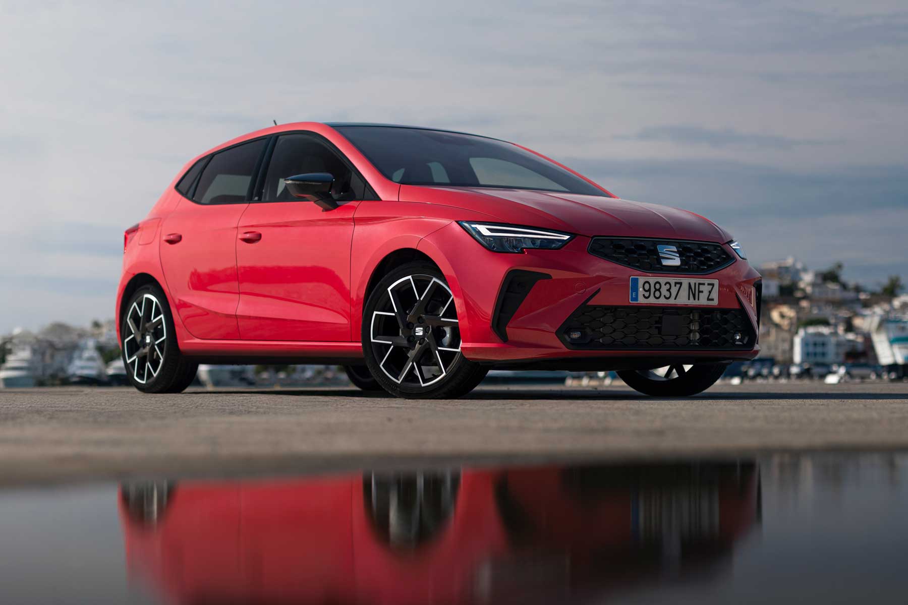 Nuevo SEAT Ibiza 2026 fotos exterior rojo