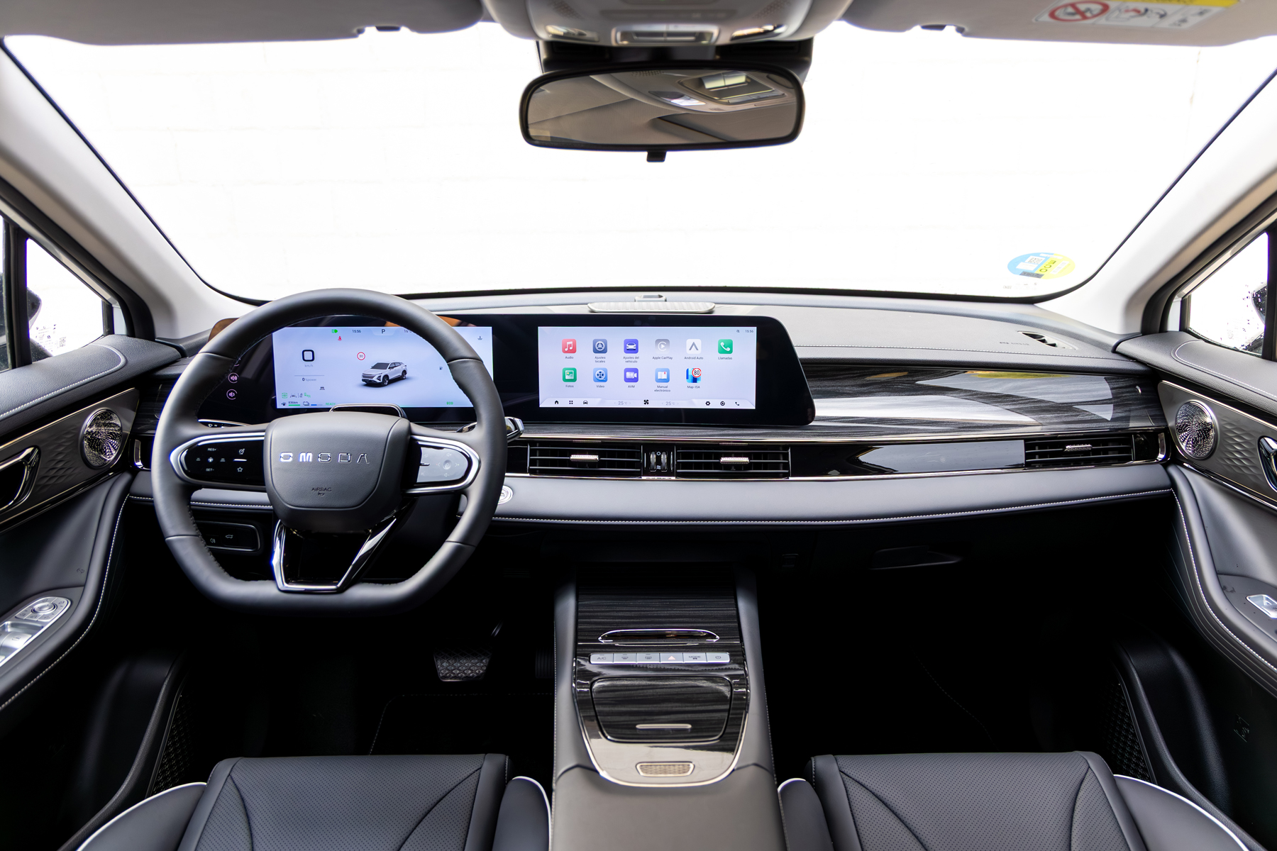 OMODA 5 Híbrido interior