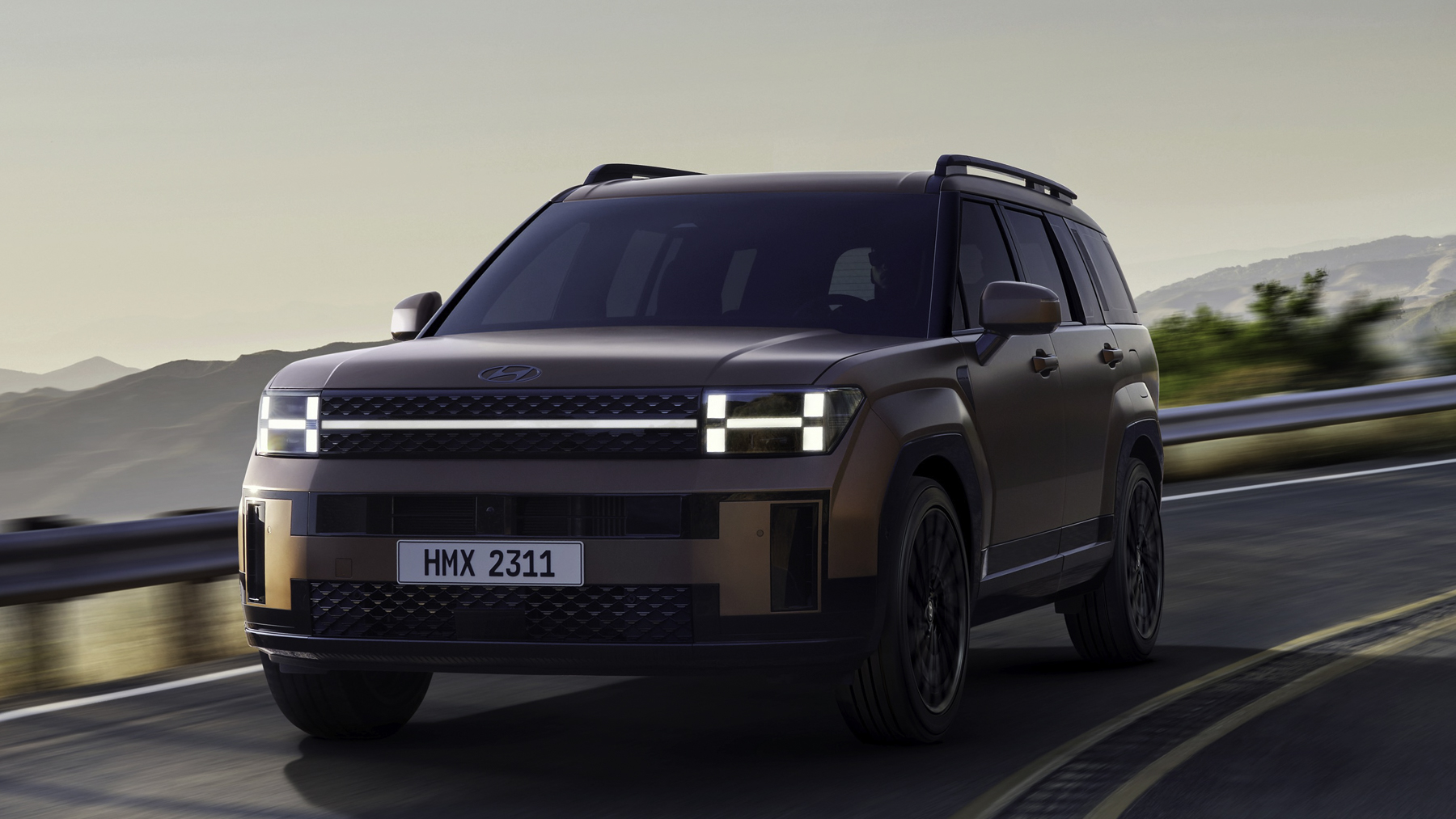 Hyundai Santa Fe 2024 precio, lanzamiento y medidas Carwow