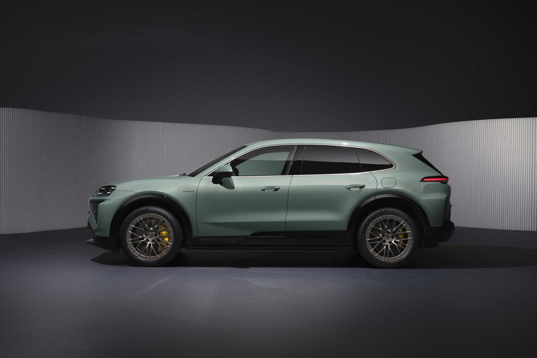 Porsche Cayenne Electric foto exterior