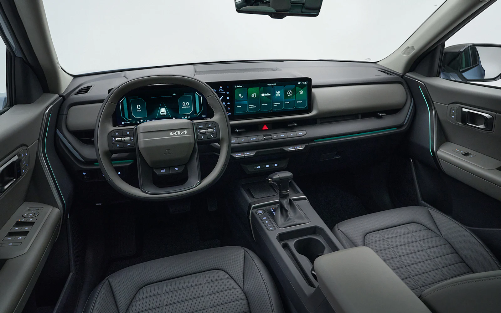 Kia Seltos interior pantalla y volante