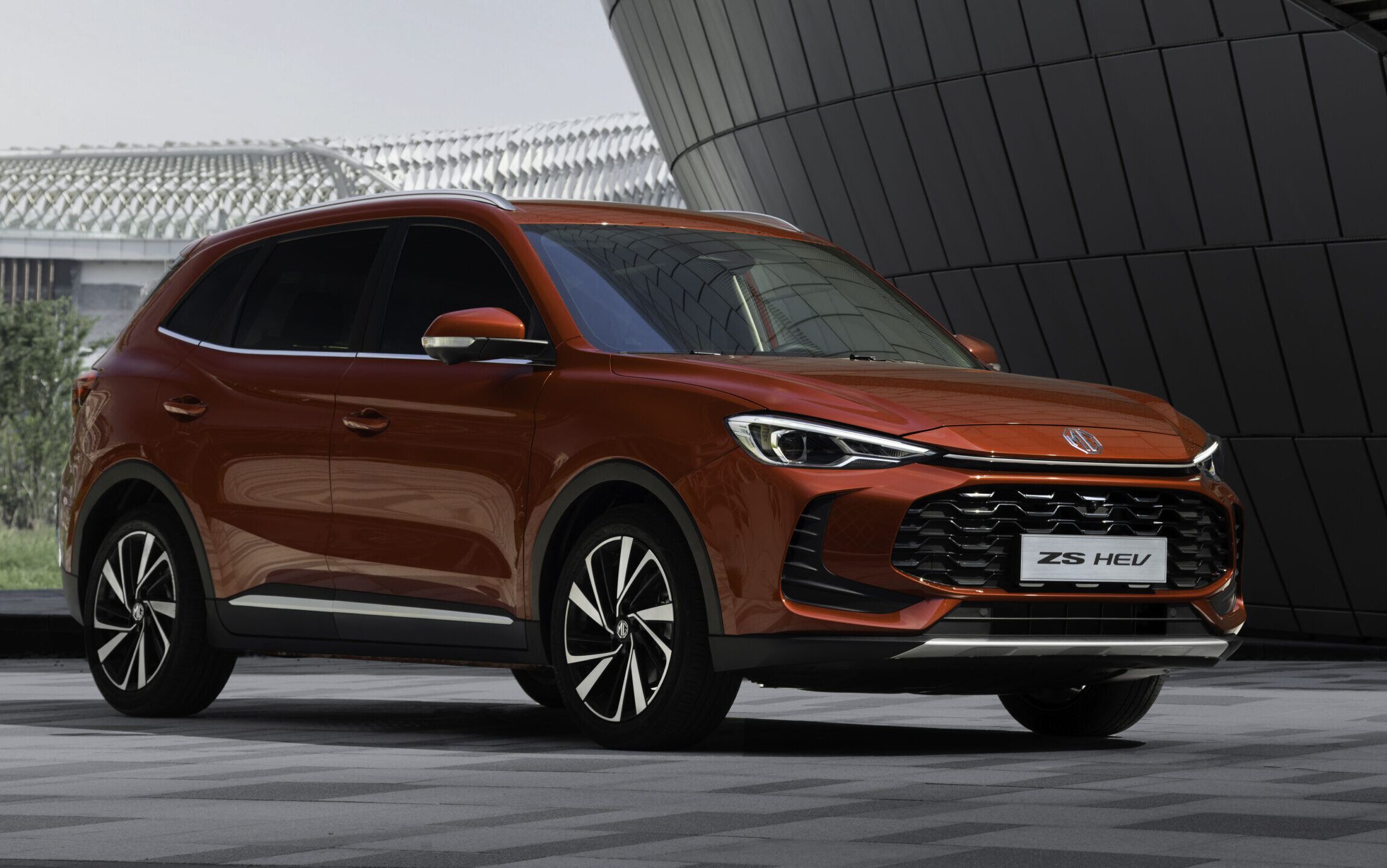 MG ZS HEV