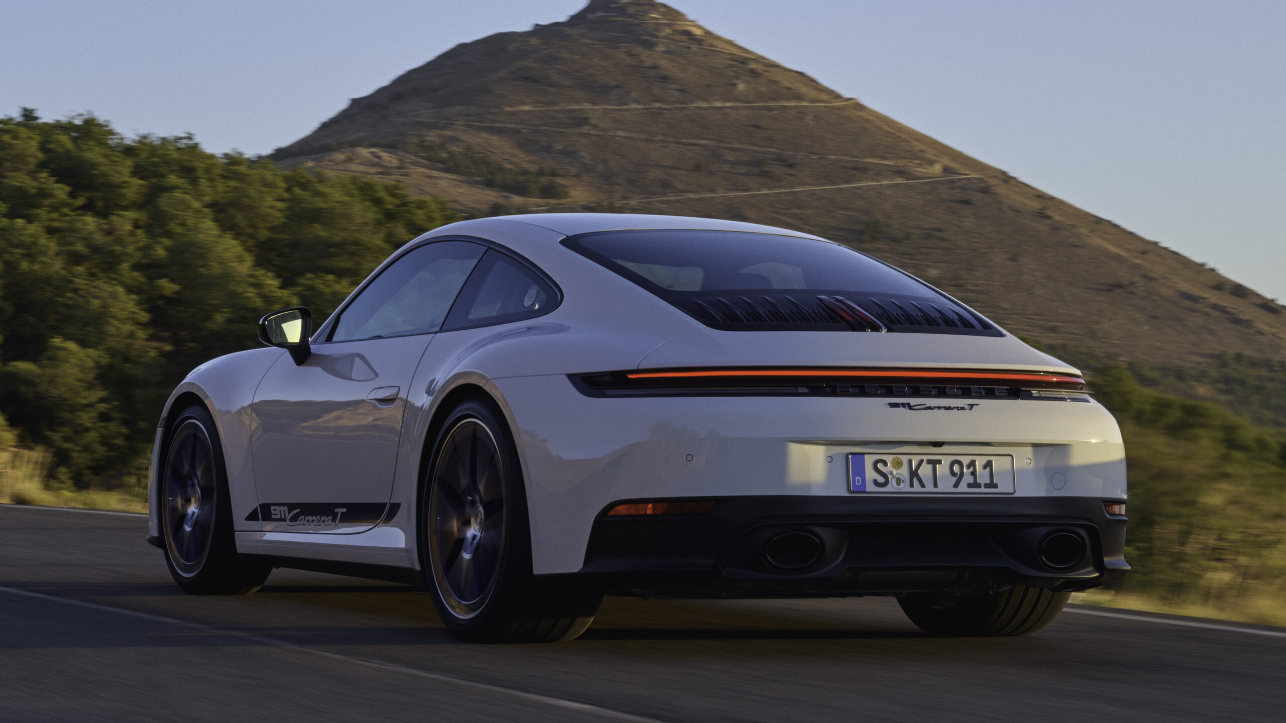 Porsche Carrera T Coupé 2025