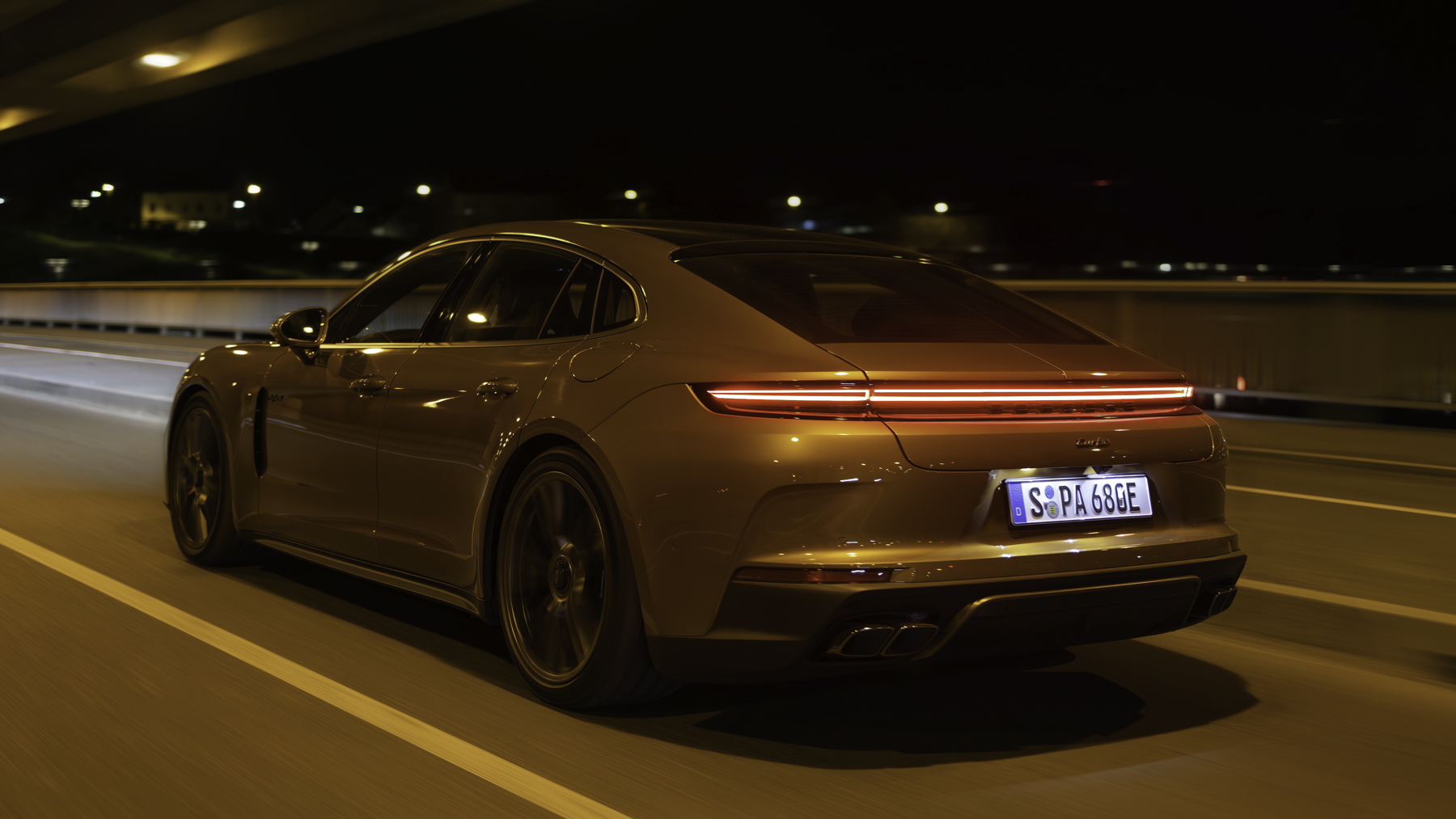 Porsche Panamera 2024