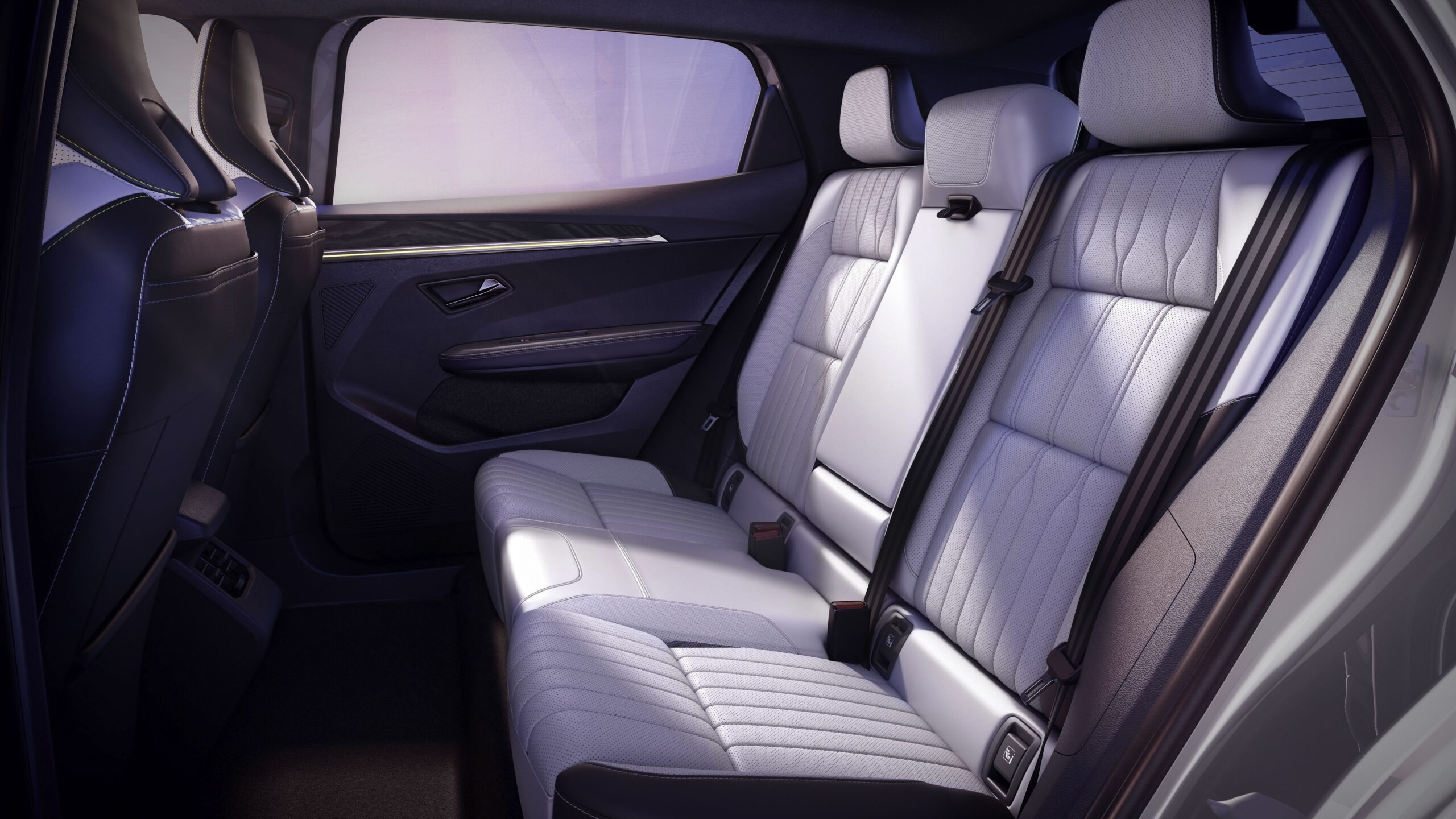 Renault Scenic E-TECH2025